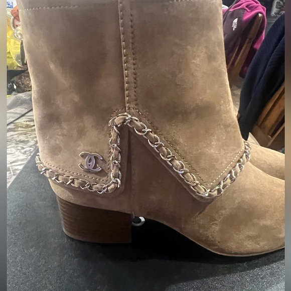 NEW CHANEL BOOTS (never worn) - Picture 7 of 10